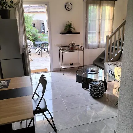 Maison Coquette En Camargue