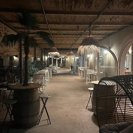 ホリデーパーク Maison Coquette En Camargue ガラルグ・ル・モンテュ